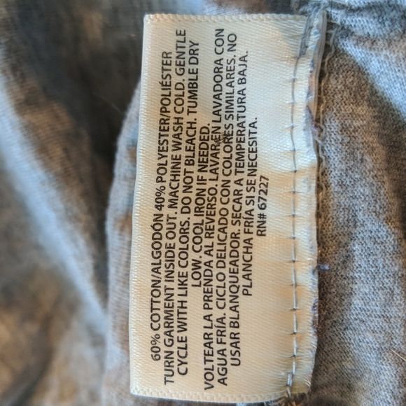 T-shirt - Picture 4 of 4